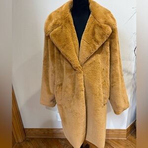 Time and Tru Women's Tan Teddy Jacket